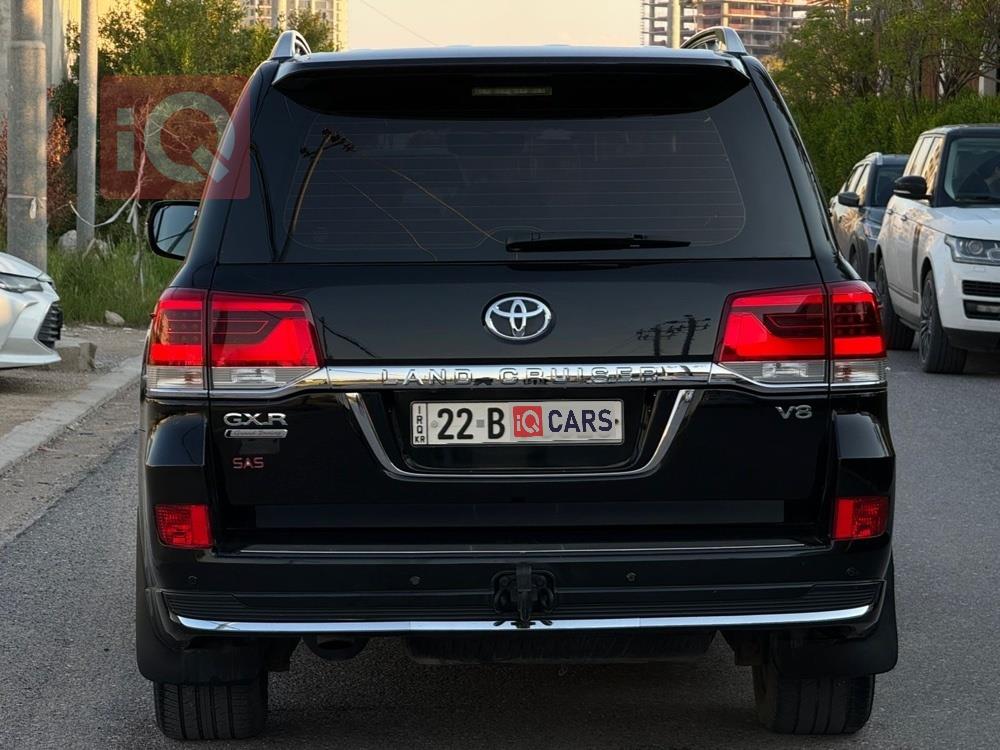 تويوتا لاندكروزر